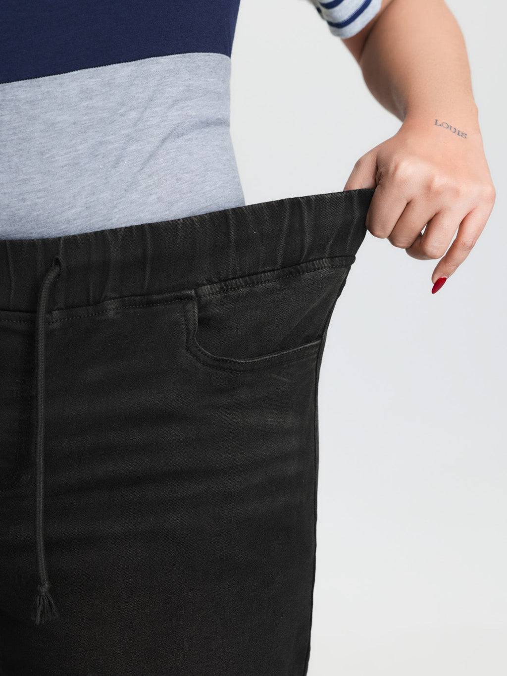 Pull-On Drawstring Elastic Waist Denim Shorts