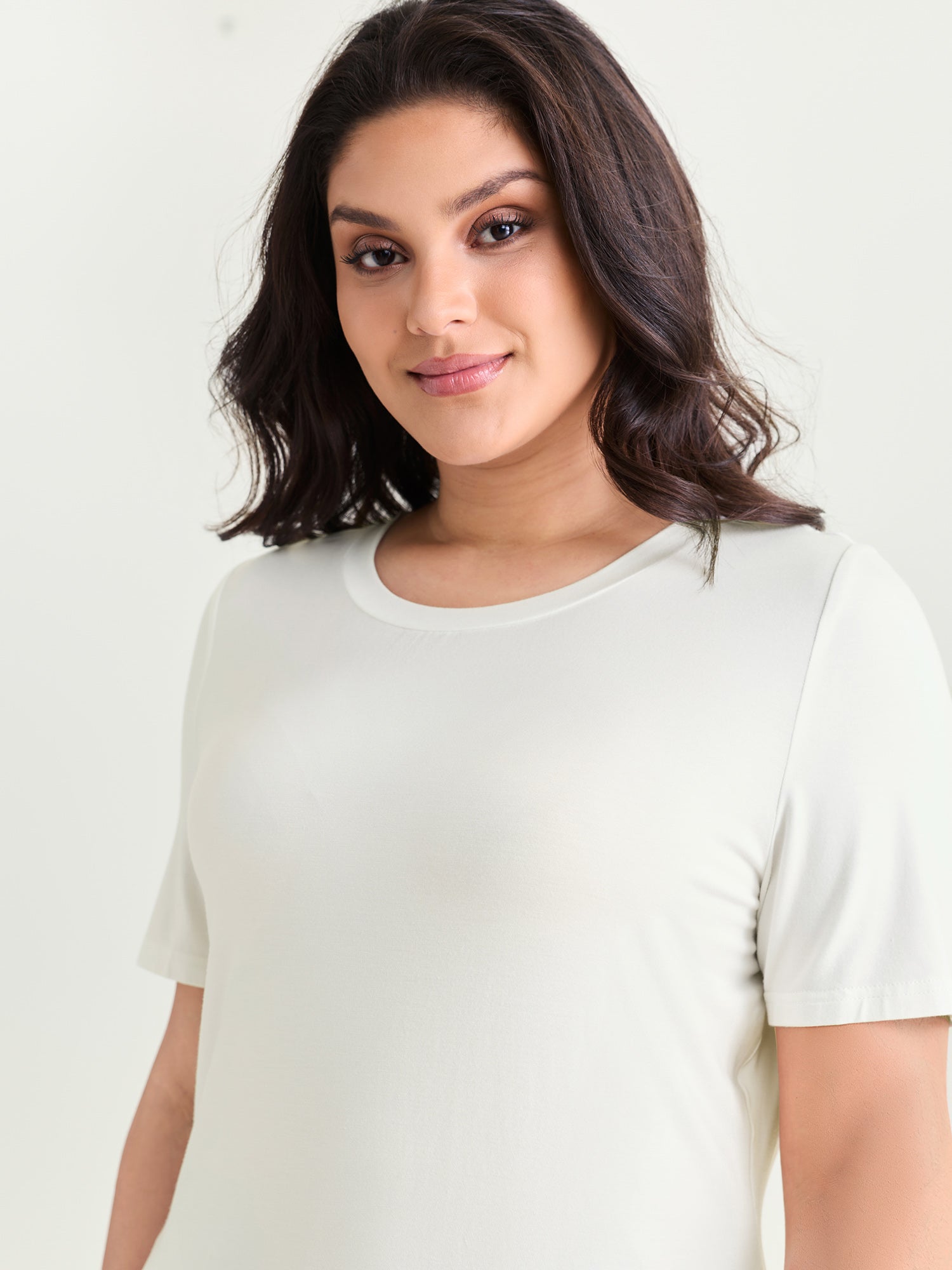 Supersoft Essentials Solid Basic Knit T-shirt