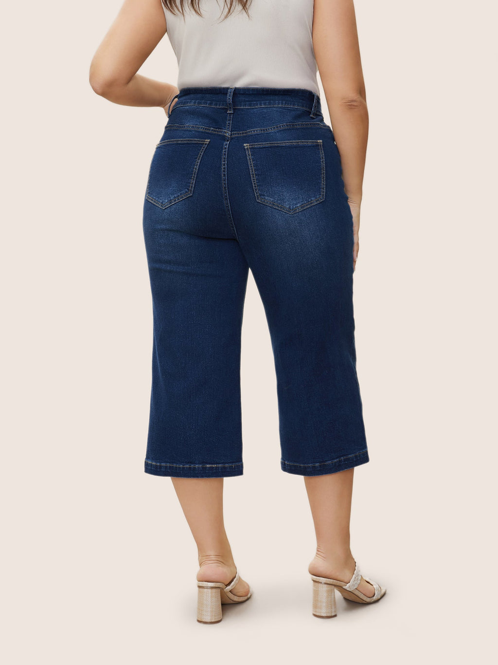 Classic Wide-Leg Capri Jeans