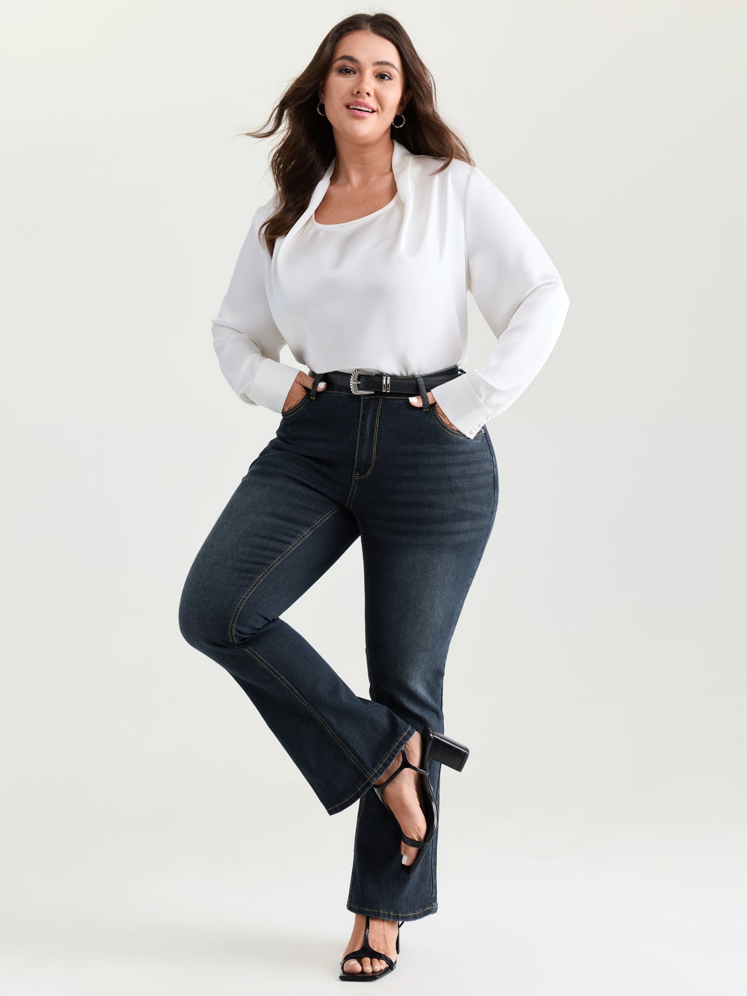 Thigh-Friendly Stretchy Flared Jeans