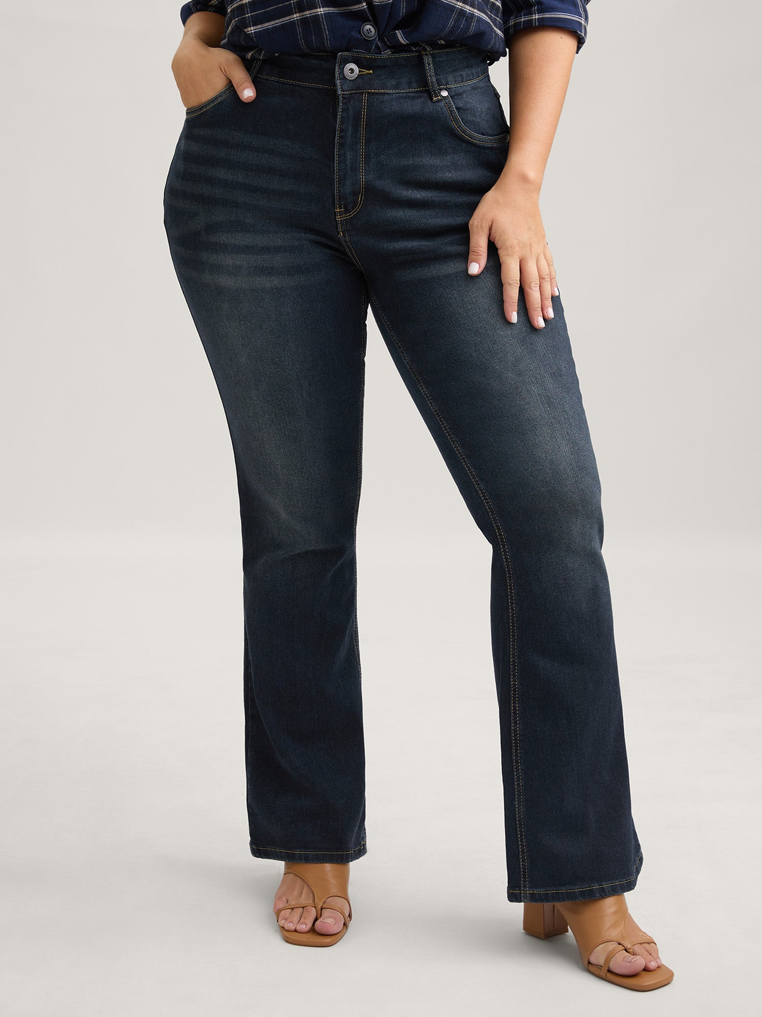 Thigh-Friendly Stretchy Flared Jeans