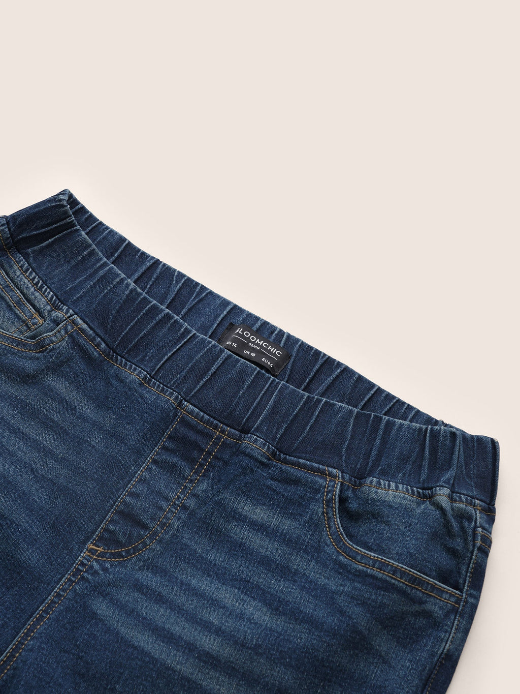 Pull-On Stretchy Waist Skinny-Fit Capri Jeans