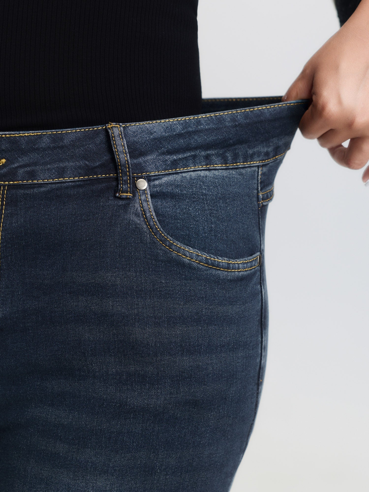 Thigh-Friendly Stretchy Flared Jeans