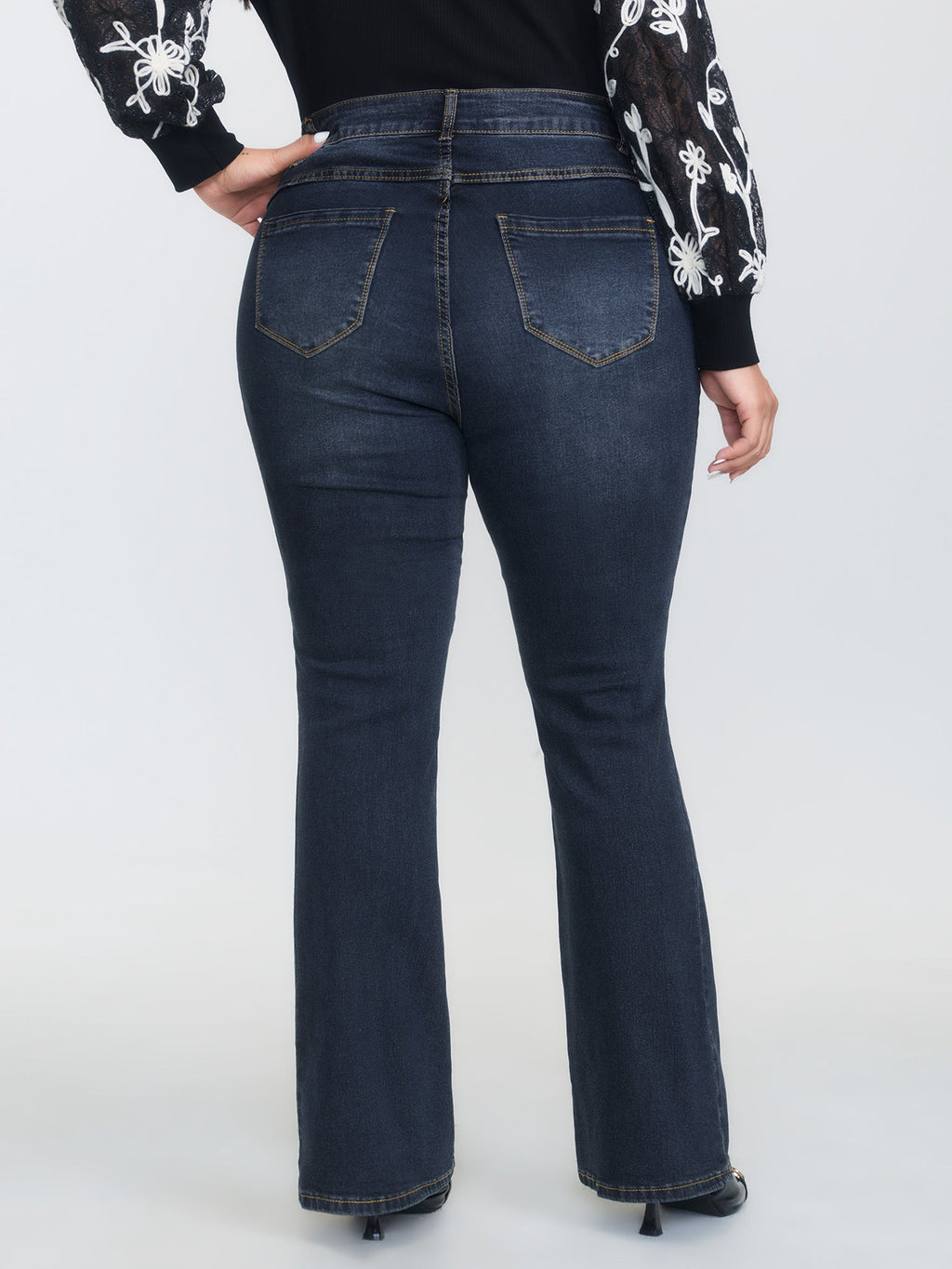 Thigh-Friendly Stretchy Flared Jeans